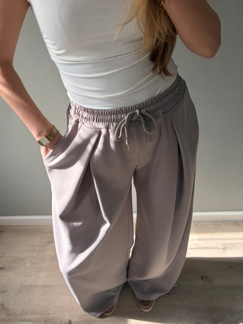Ruby Wide Leg Jogger