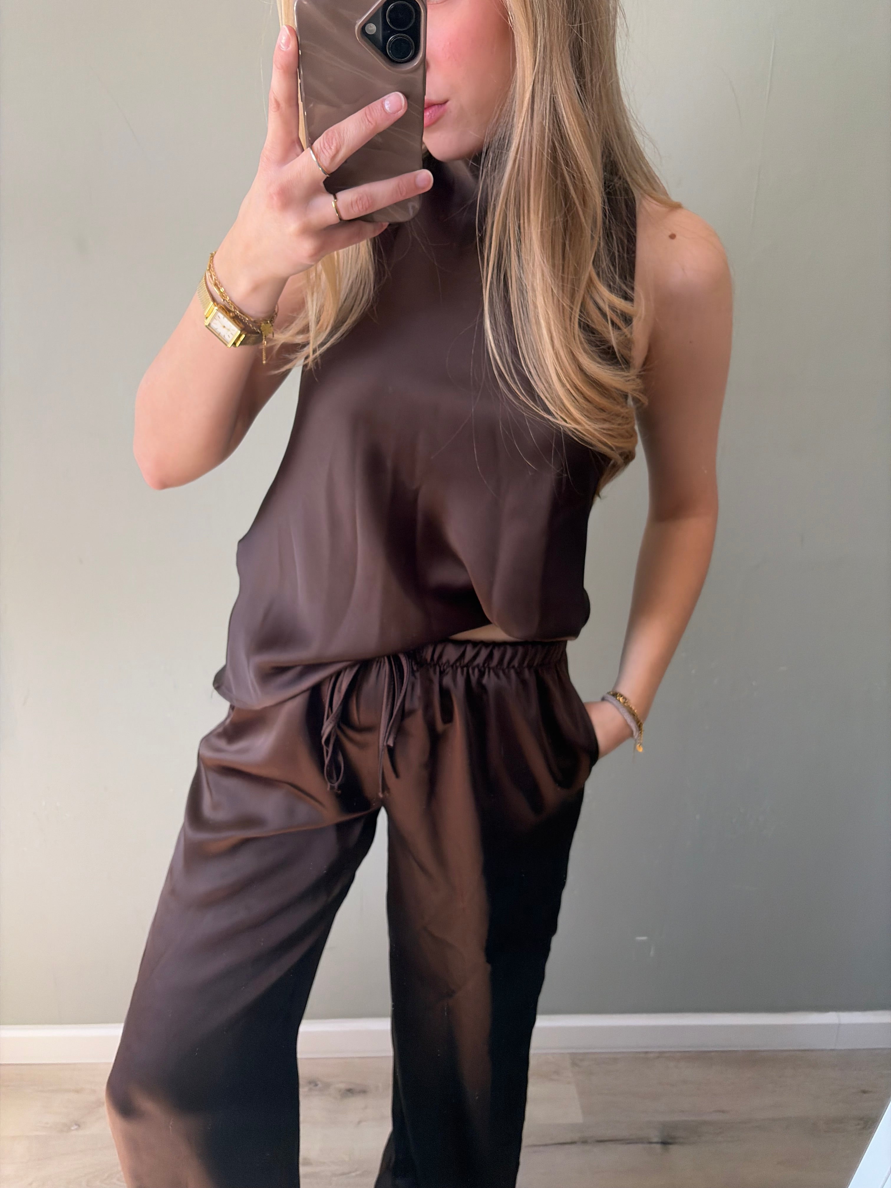 Nola Set