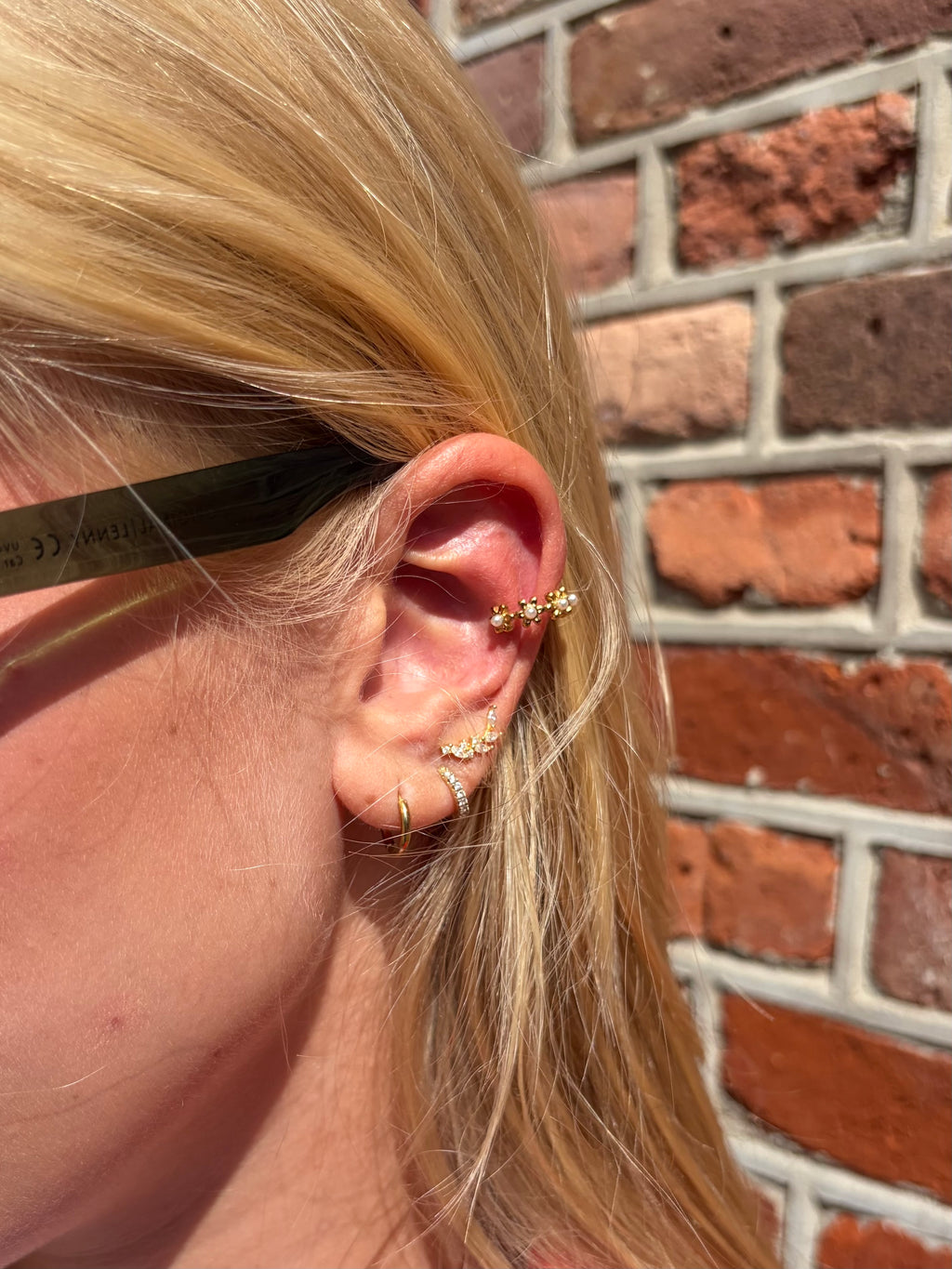 Flowers Earcuff
