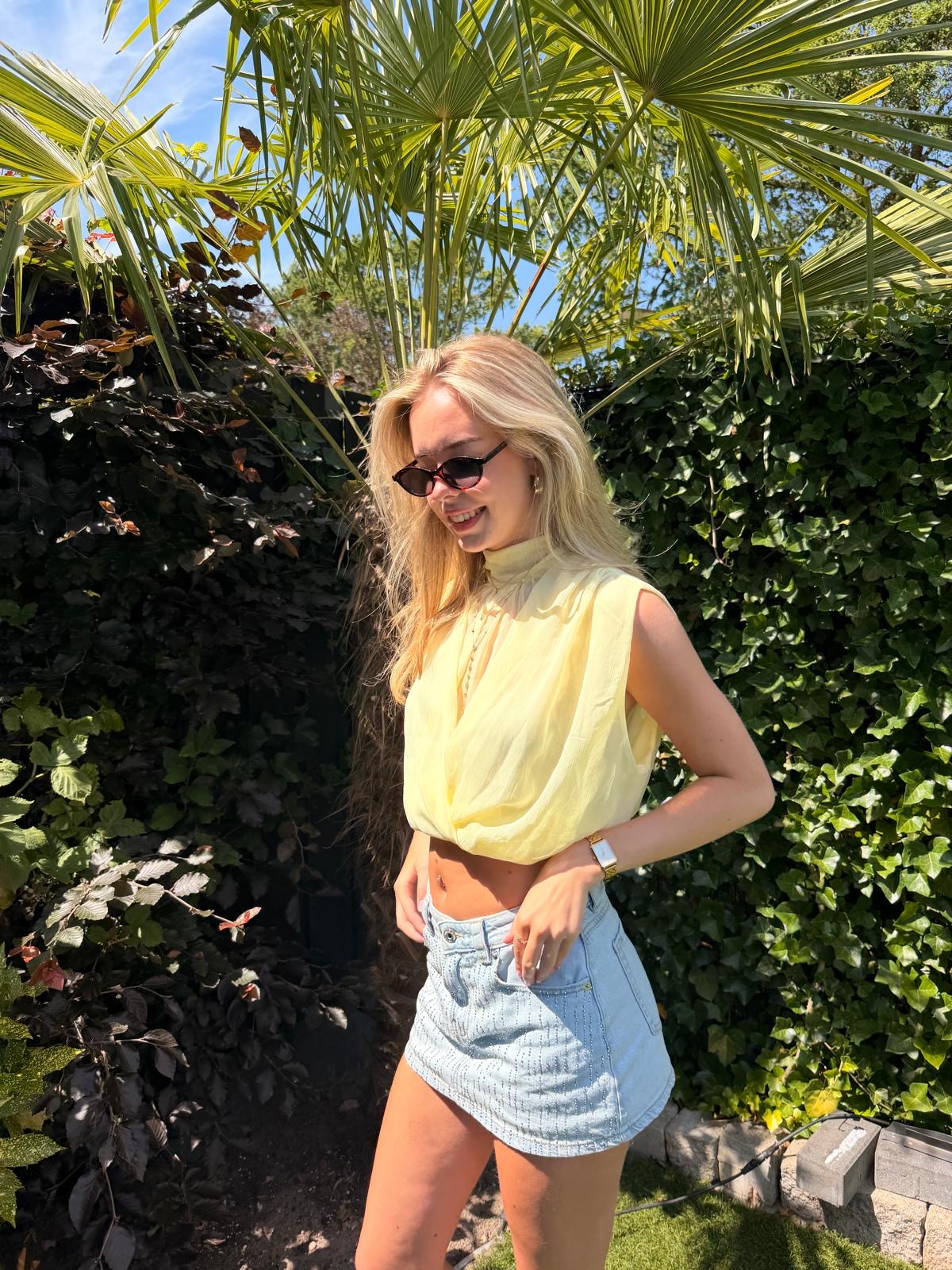 Gigi Top Geel