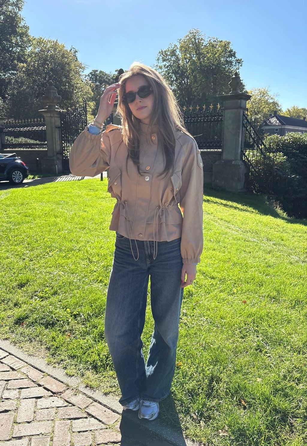 Claire Trenchcoat