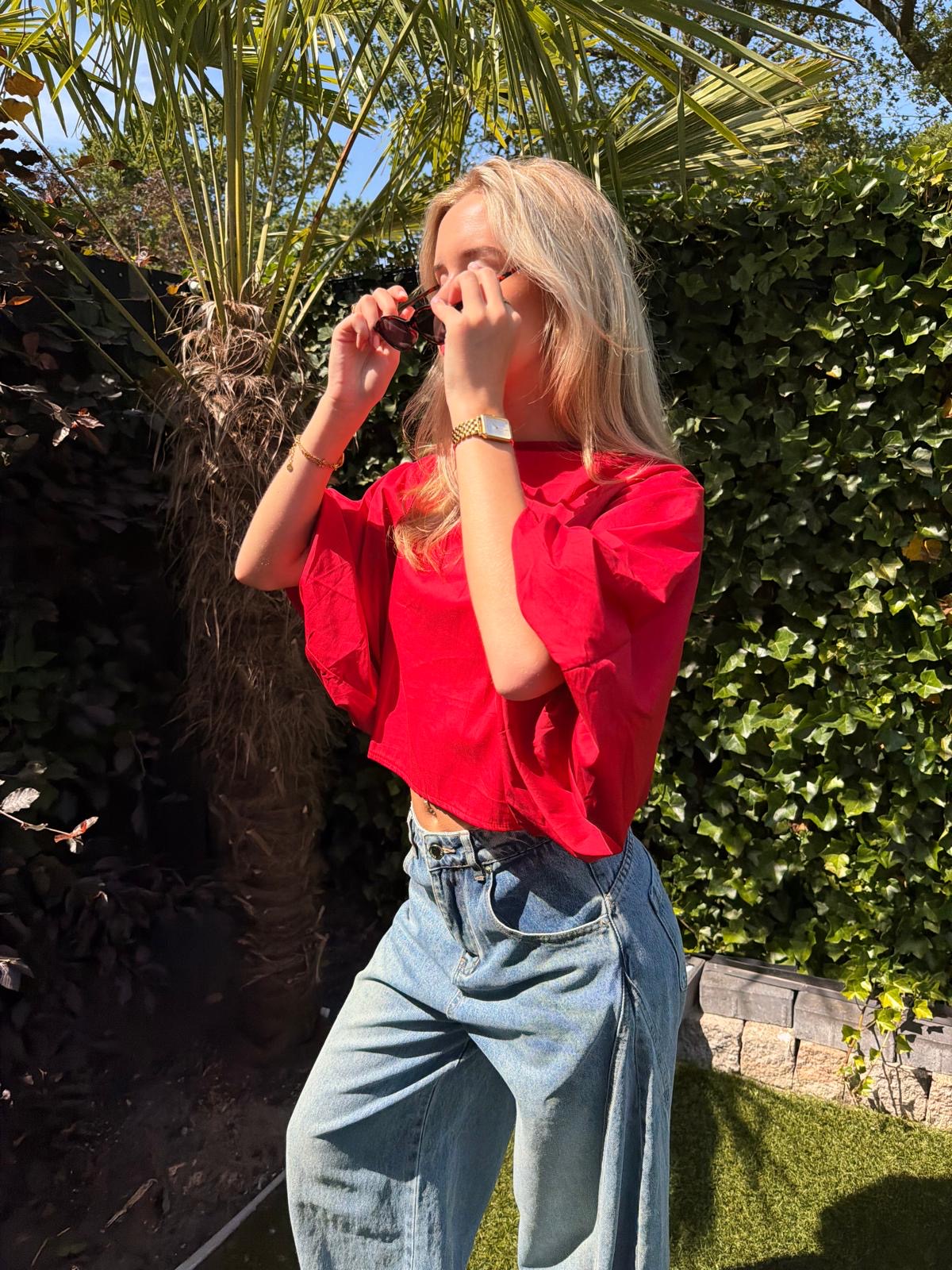 Liva Cherry Top