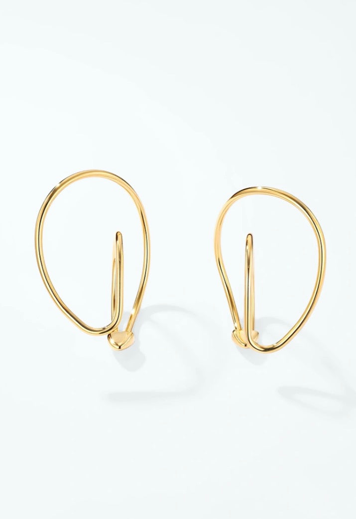 Statement Earcuff